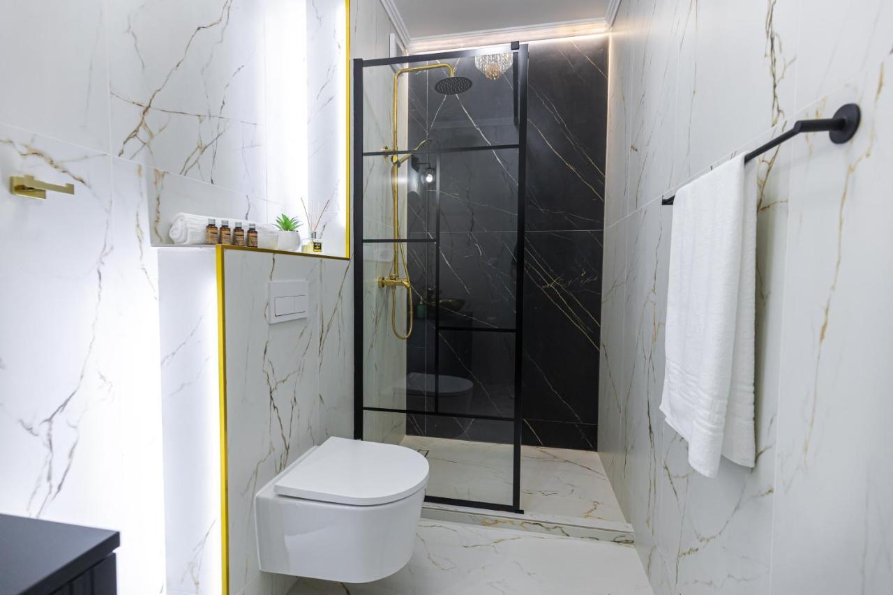 Moon Luxury Apartment - Sunset View Kaloşvar Dış mekan fotoğraf